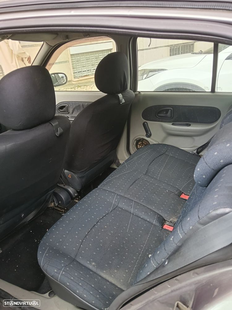Renault Clio - 1