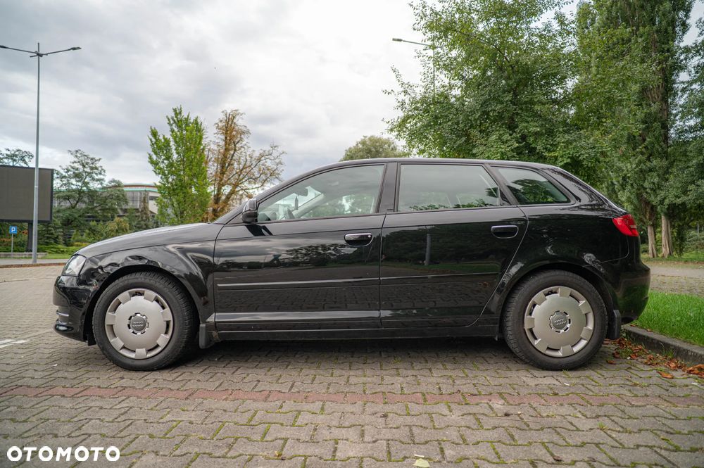 Audi A3 Sportback - 3