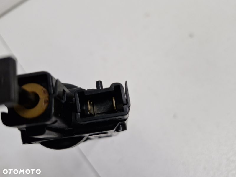 RENAULT SCENIC IV 4 SIŁOWNIK KLAPKI WLEWU PALIWA 788262843R - 7