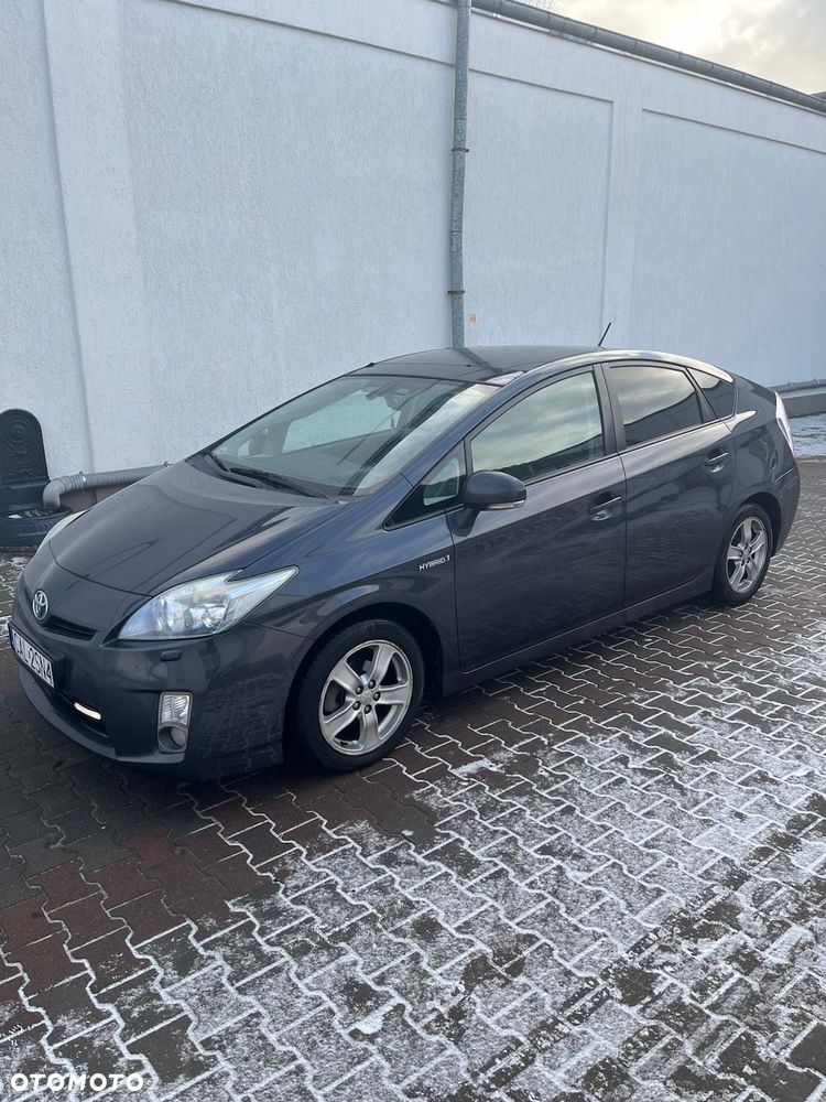 Toyota Prius 1.8 HSD Prestige - 1