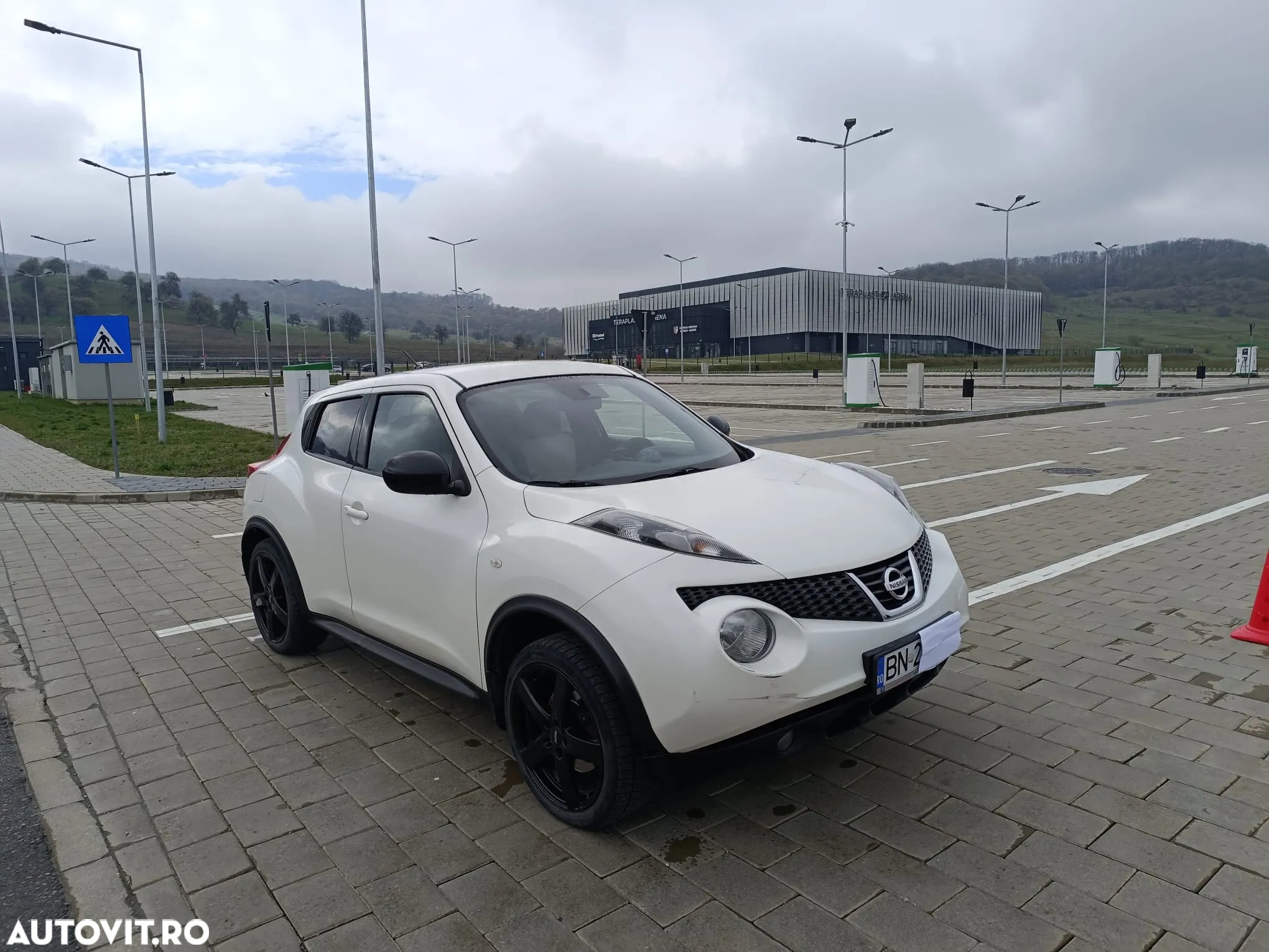 Nissan Juke 1.6L DIG-T XTRONIC-M8 4X4 N-Connecta - 3