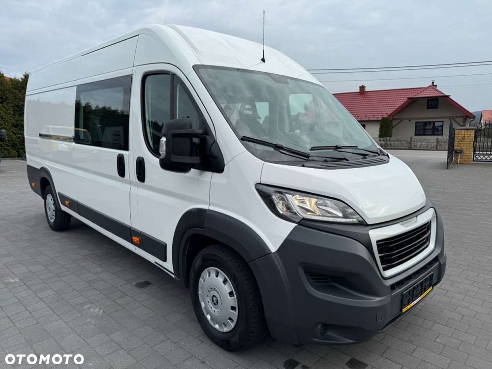 Peugeot Boxer  Maxi  7-osobowy - 22
