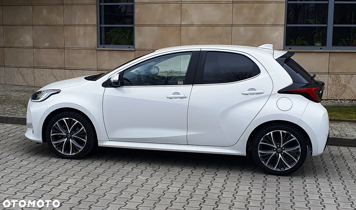 Toyota Yaris 1.5 Executive CVT - 8