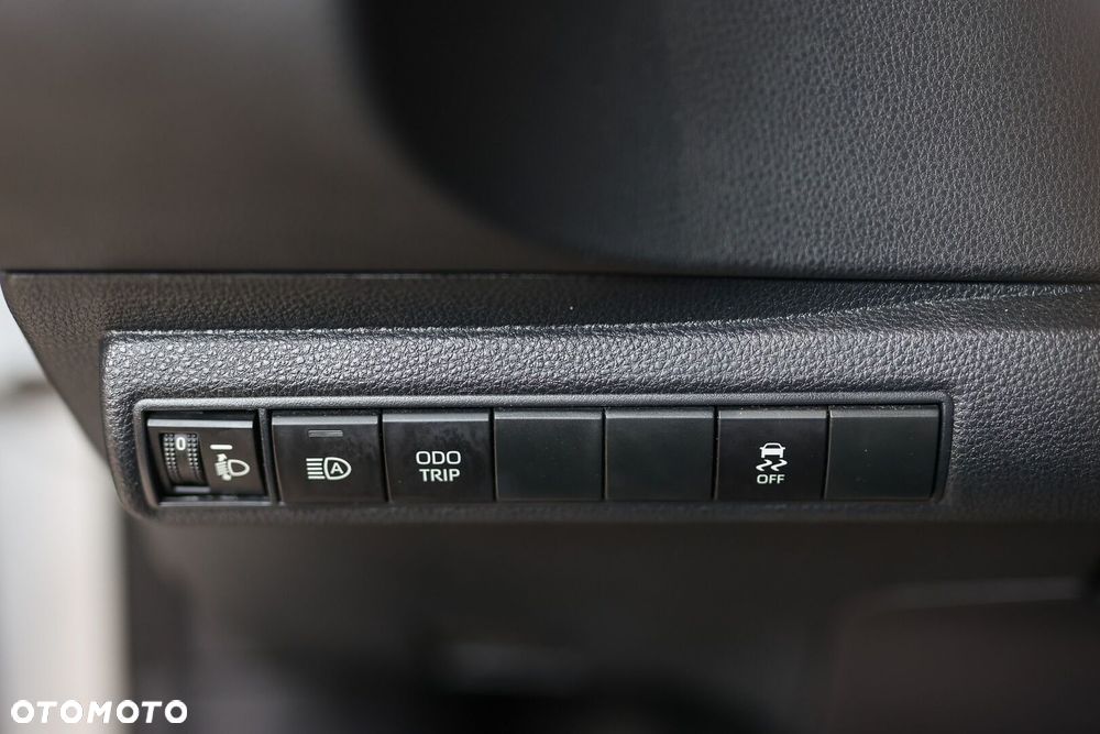 Toyota Corolla 1.8 Hybrid Comfort - 29