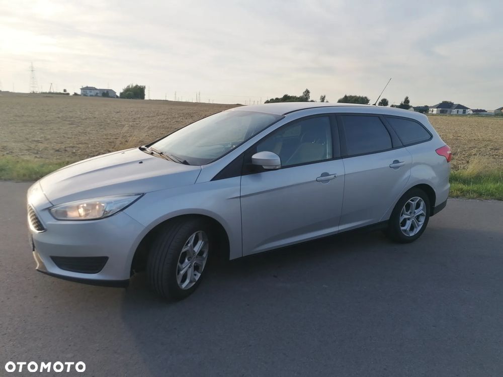 Ford Focus 1.5 TDCi Trend - 6