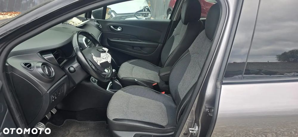 Renault Captur 1.2 Energy TCe Night&Day - 19