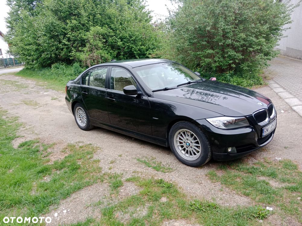 BMW Seria 3 325i - 3