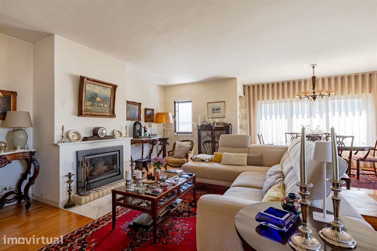 Apartamento T5 Duplex com Vistas Panorâmicas, na Foz do Douro - Grande imagem: 2/37