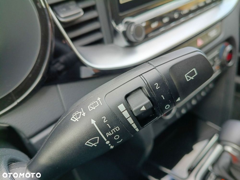 Kia XCeed 1.5 T-GDI Business Line DCT - 23