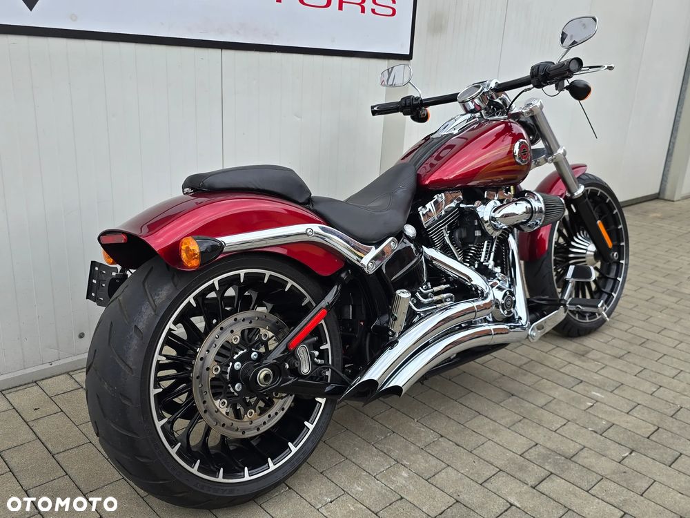 Harley-Davidson FXSB Breakout - 4