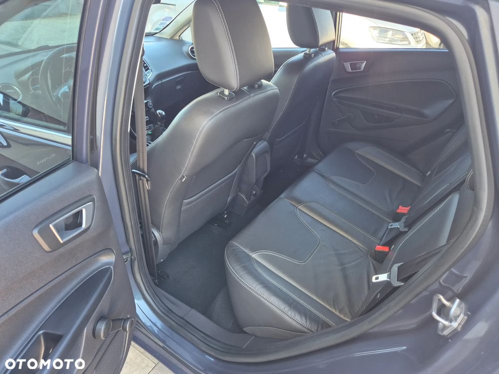 Ford Fiesta 1.0 EcoBoost STart-Stop Titanium - 27