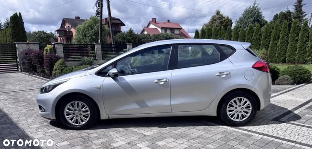 Kia Ceed - 6