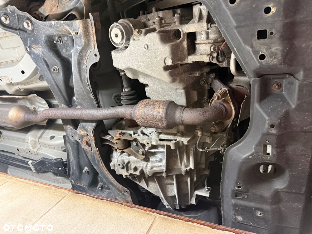 Toyota Yaris 1.33 2010 - 30