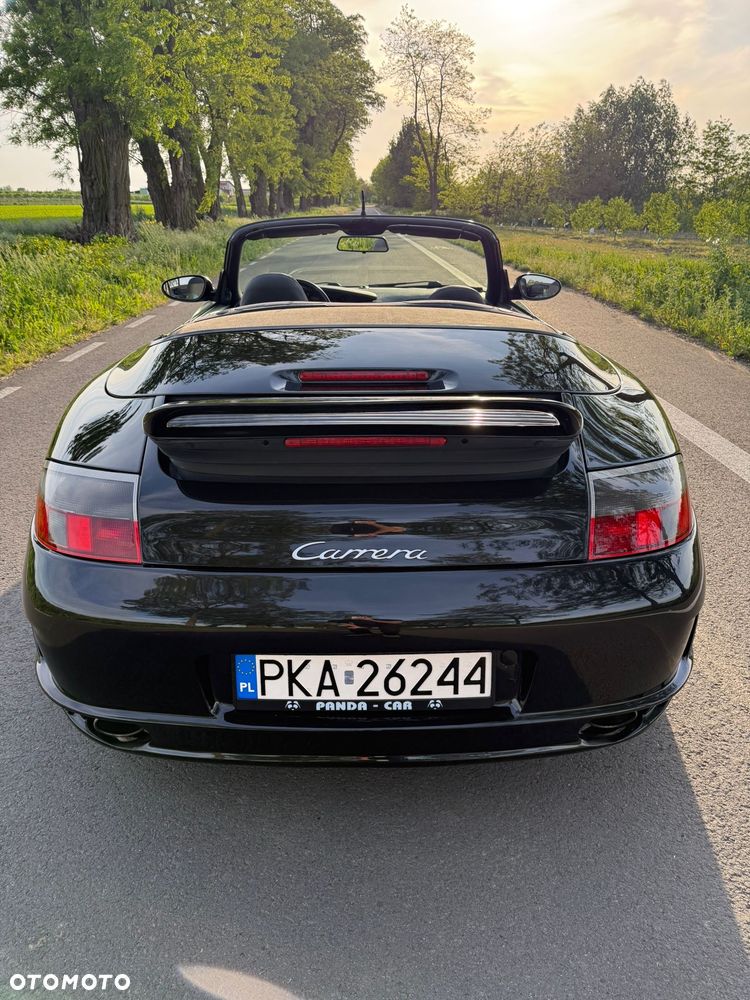 Porsche 911 Carrera - 13