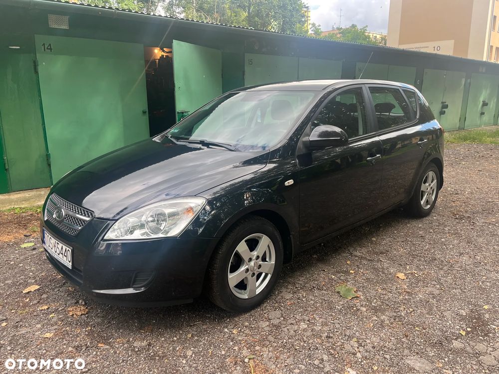 Kia Ceed 1.4 Comfort + - 2