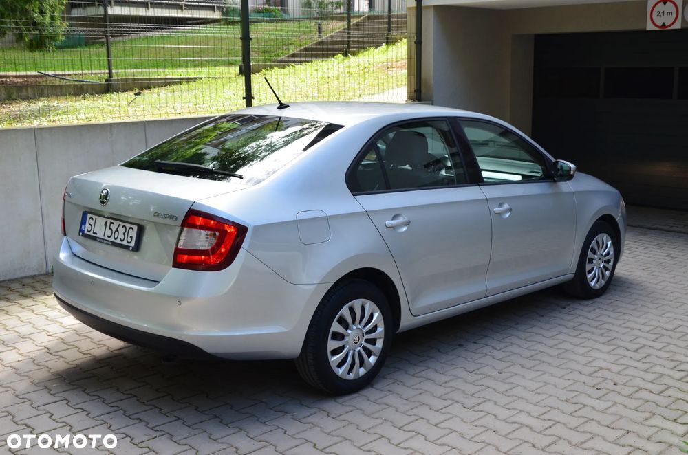 Skoda RAPID 1.6 TDI DPF Ambition - 6