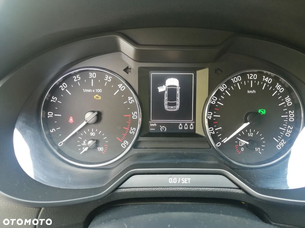 Skoda Octavia 1.6 TDI Style DSG - 19