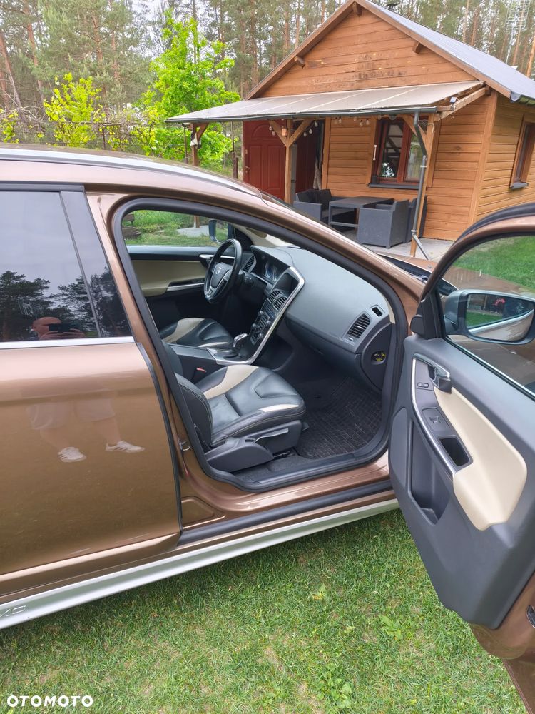 Volvo XC 60 2.4D AWD - 7