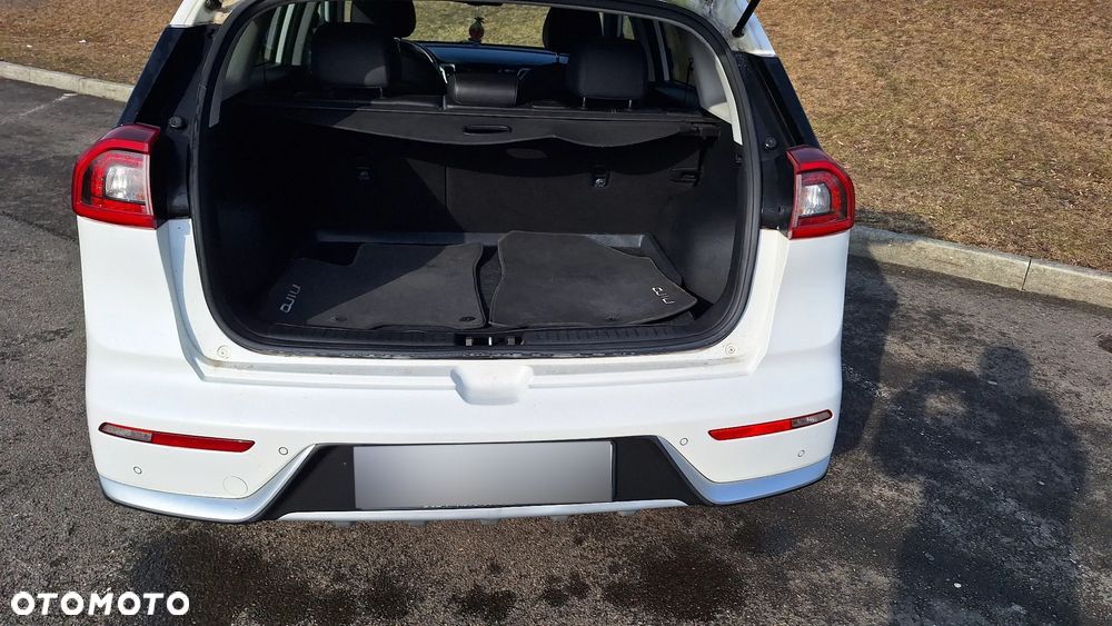 Kia Niro ver-1-6-gdi-hybrid-l - 16