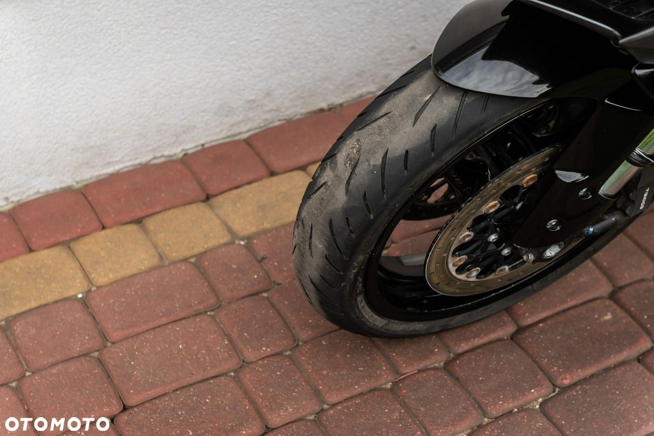 Suzuki GSX-R - 5