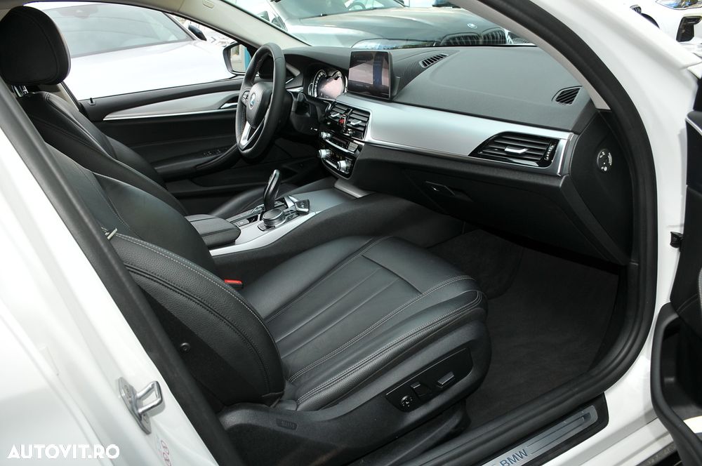 BMW Seria 5 525d Aut. - 7