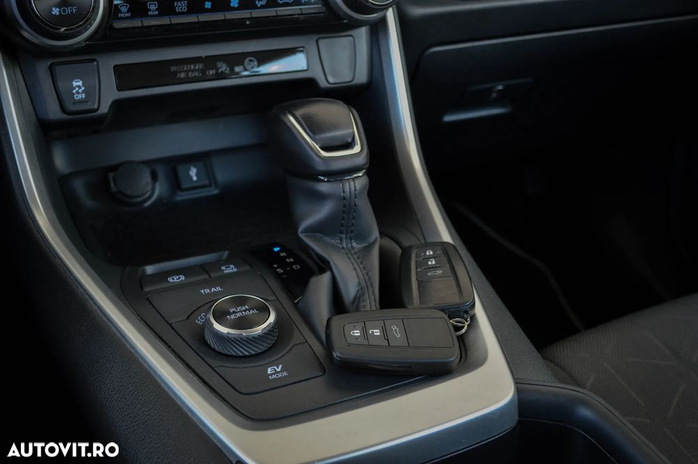 Toyota RAV4 2.5 4x4 Comfort - 33