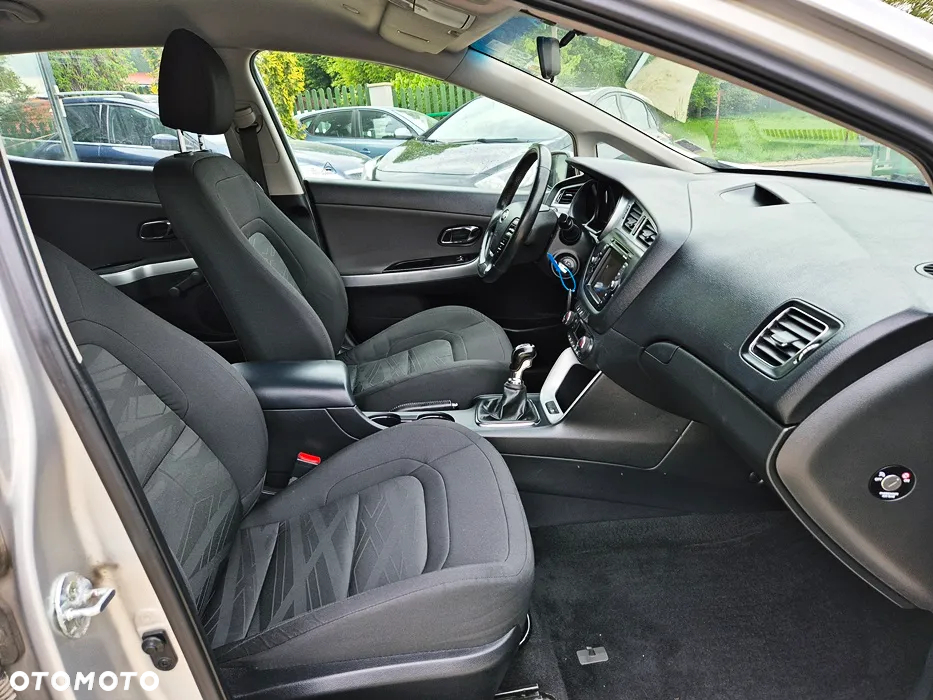 Kia Ceed Cee'd 1.4 XL - 38
