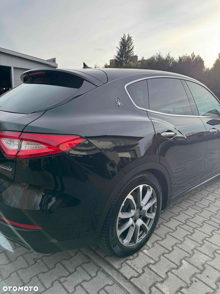 Maserati Levante Q4 - 2