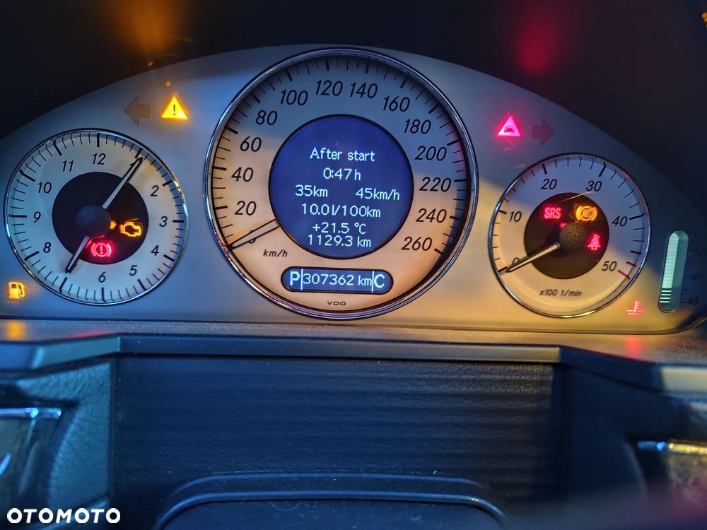 Mercedes-Benz Klasa E - 12