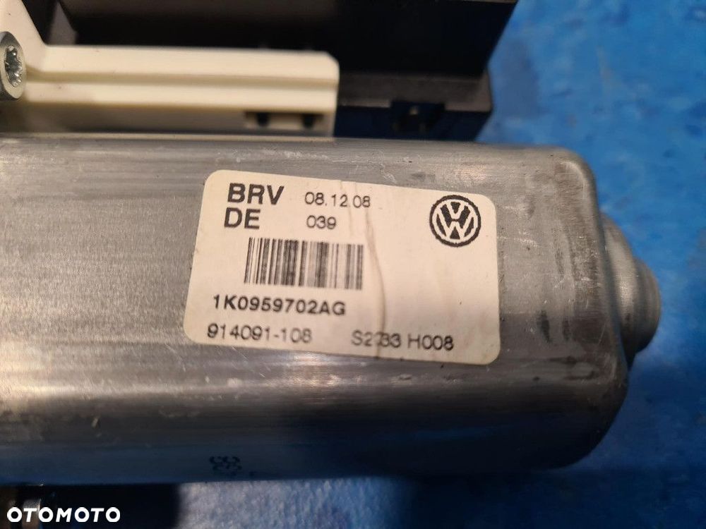 VOLKSWAGEN GOLF VI SILNICZEK SZYBY PRZÓD PRAWY 1K0959792R CLCA, CBDC - 4