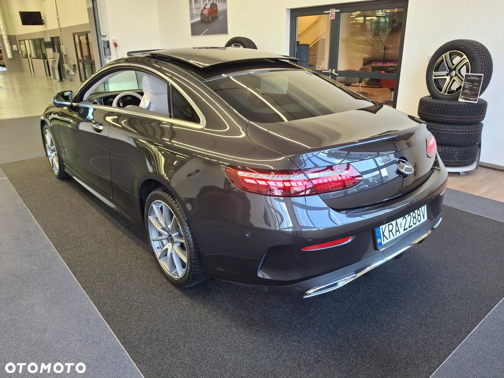Mercedes-Benz E-Class 2020 photo 5