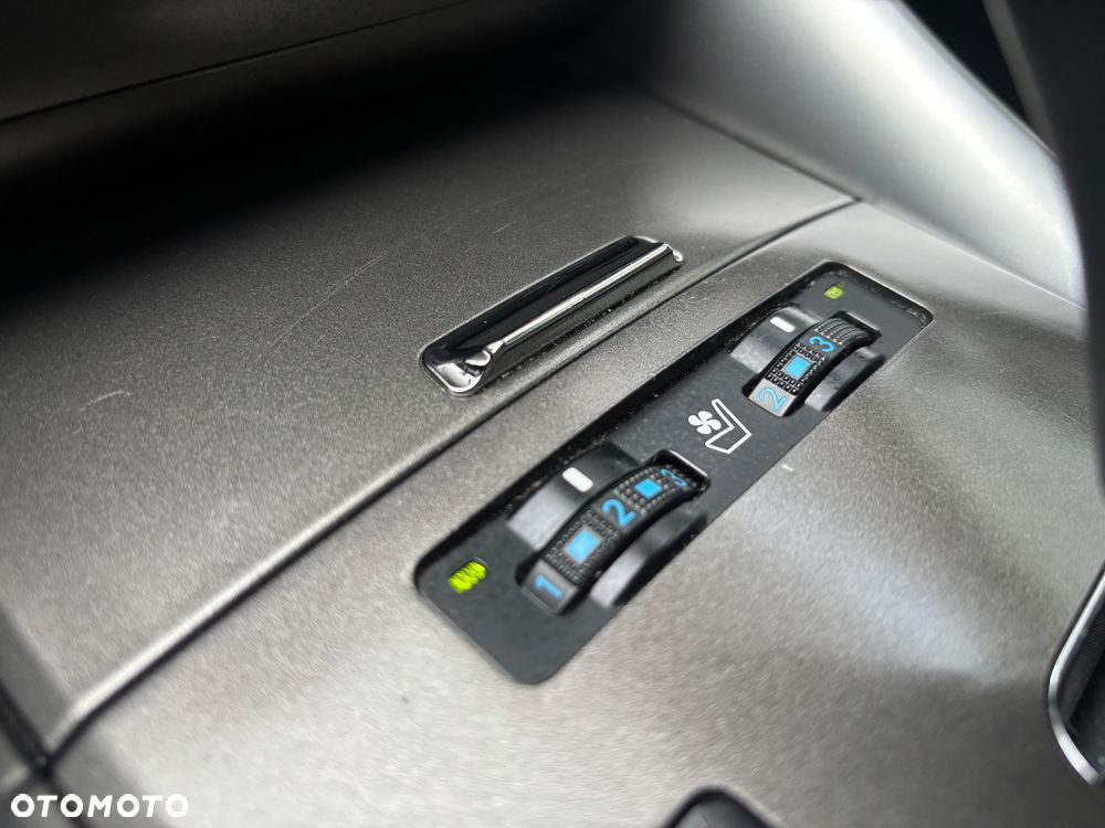 Lexus IS 250 Elegance - 15