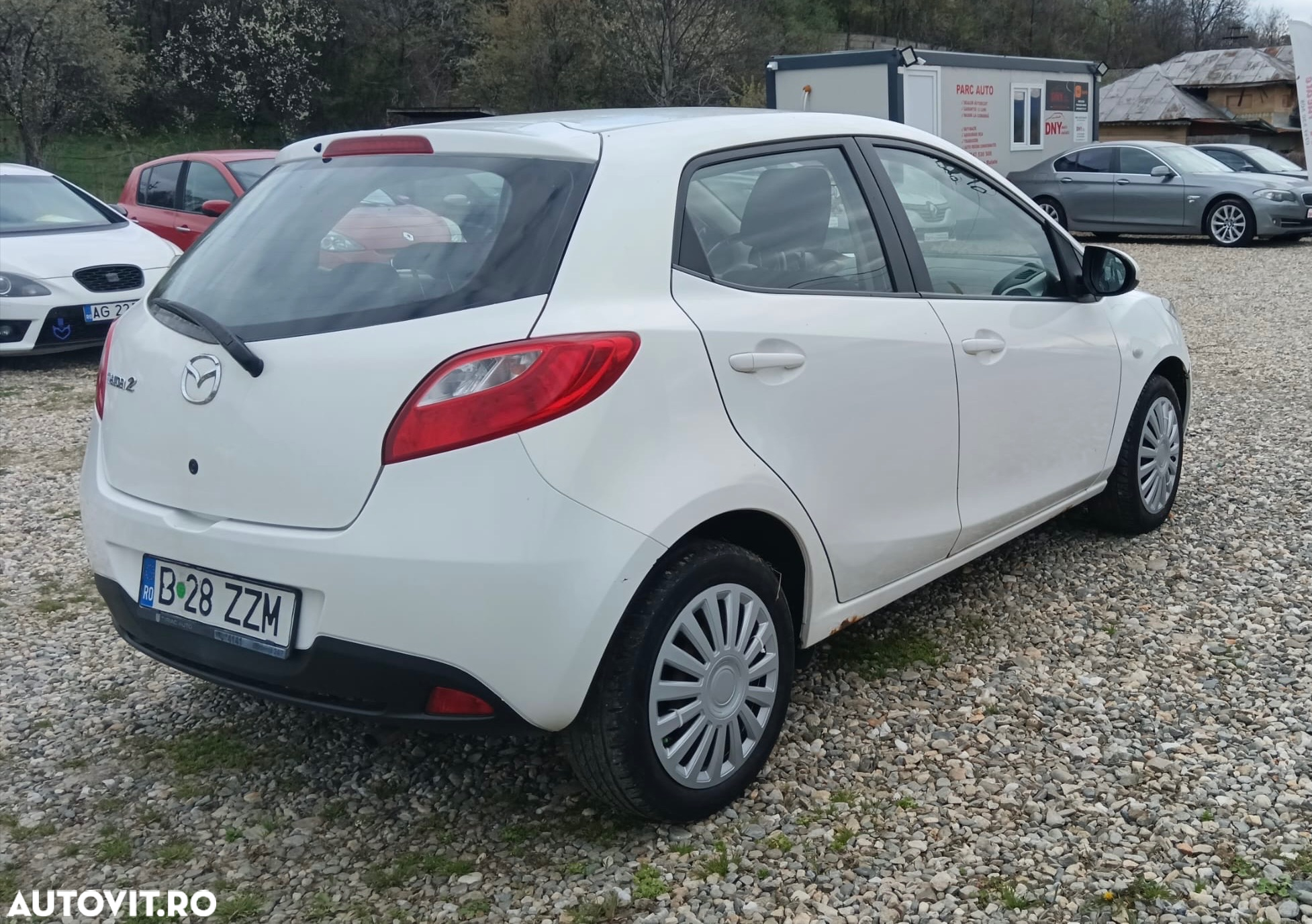 Mazda 2 1.3i TE - 3