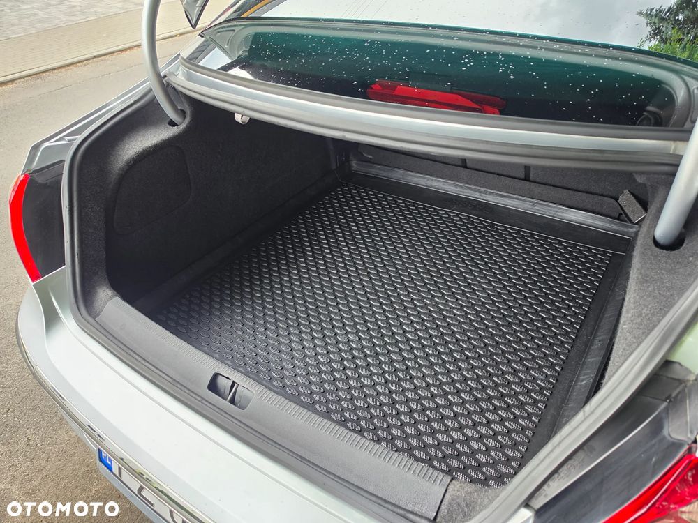 Volkswagen CC - 24