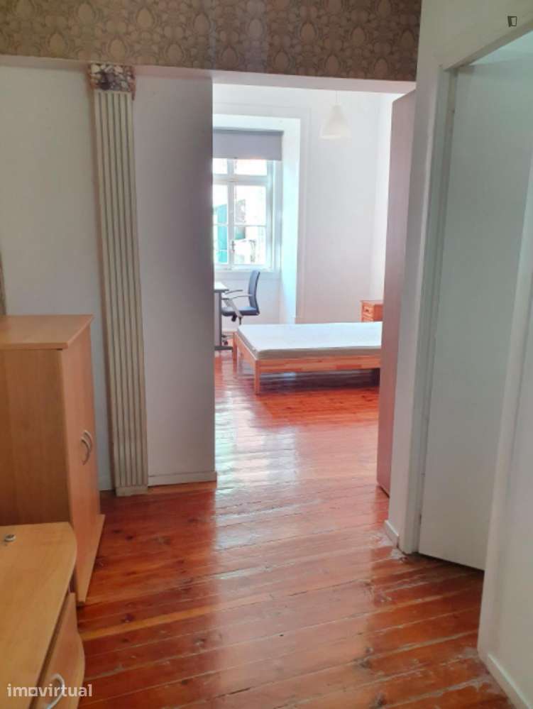 Quarto - localizado em Alcântara Lisbon - Grande imagem: 3/20