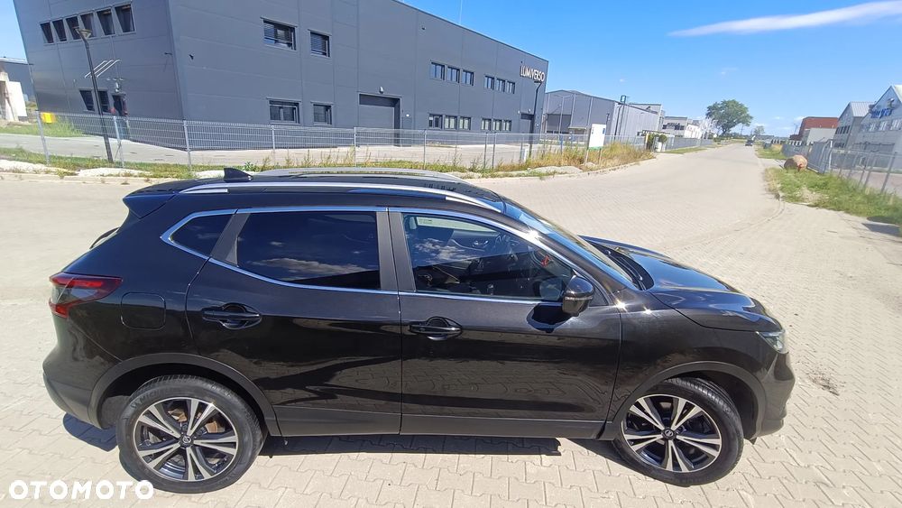 Nissan Qashqai 1.3 DIG-T N-Connecta - 4
