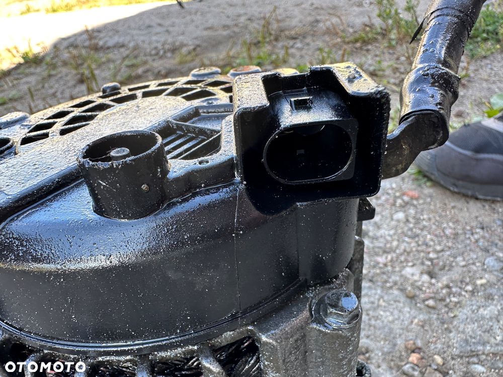 MERCEDES om 651 alternator 2,2 cdi 6pk 200A  sprinter 906 vito 447  v klasa przewód - 7