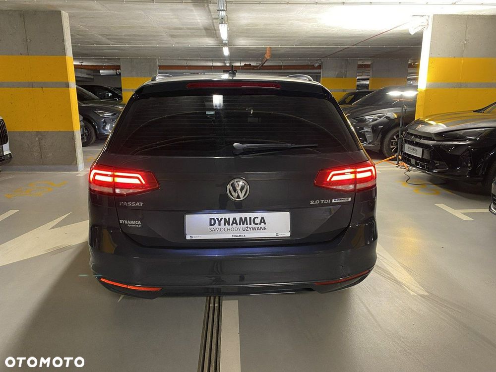 Volkswagen Passat - 6