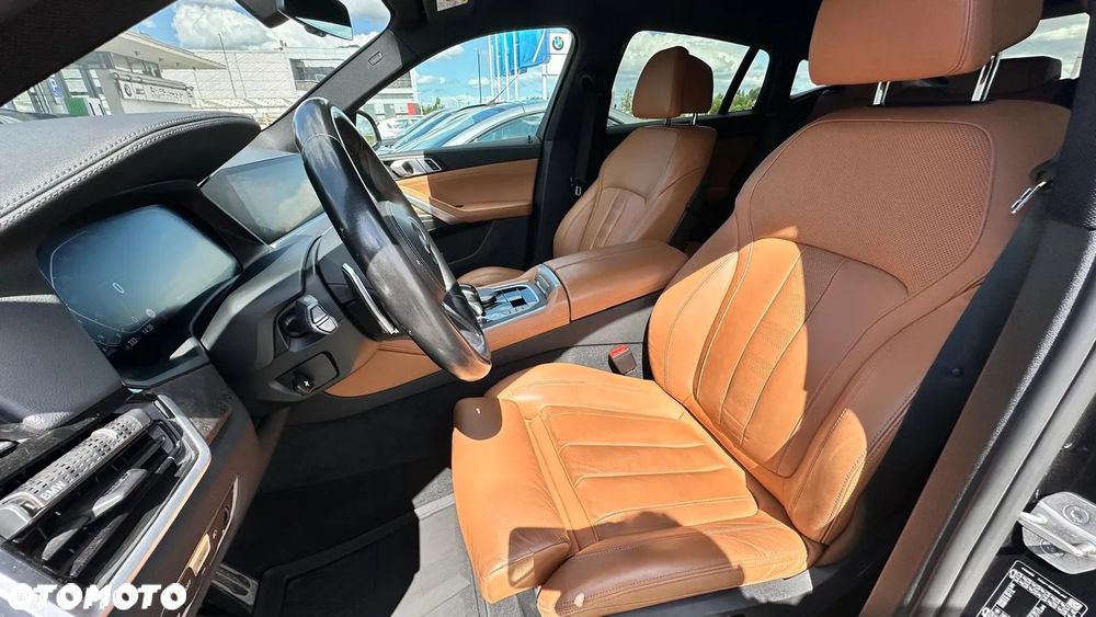 BMW X6 - 21