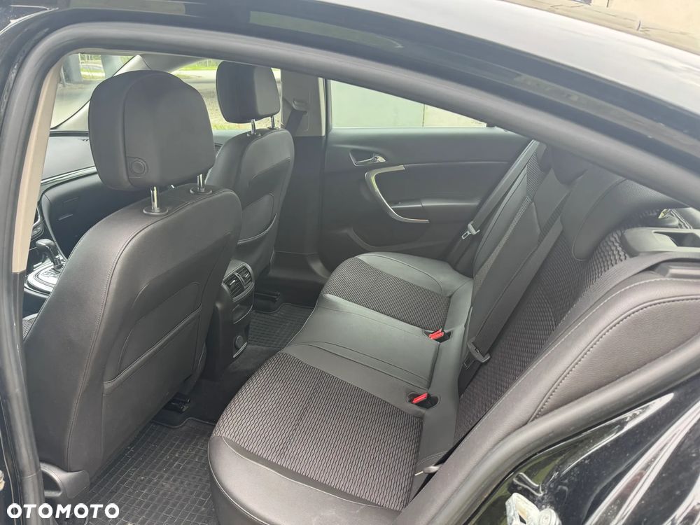 Opel Insignia 1.6 SIDI Turbo Edition - 12