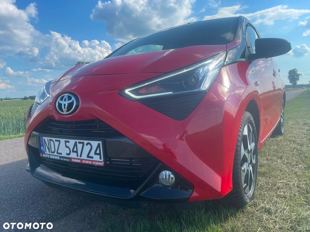 Toyota Aygo x.shift x-play connect - 3