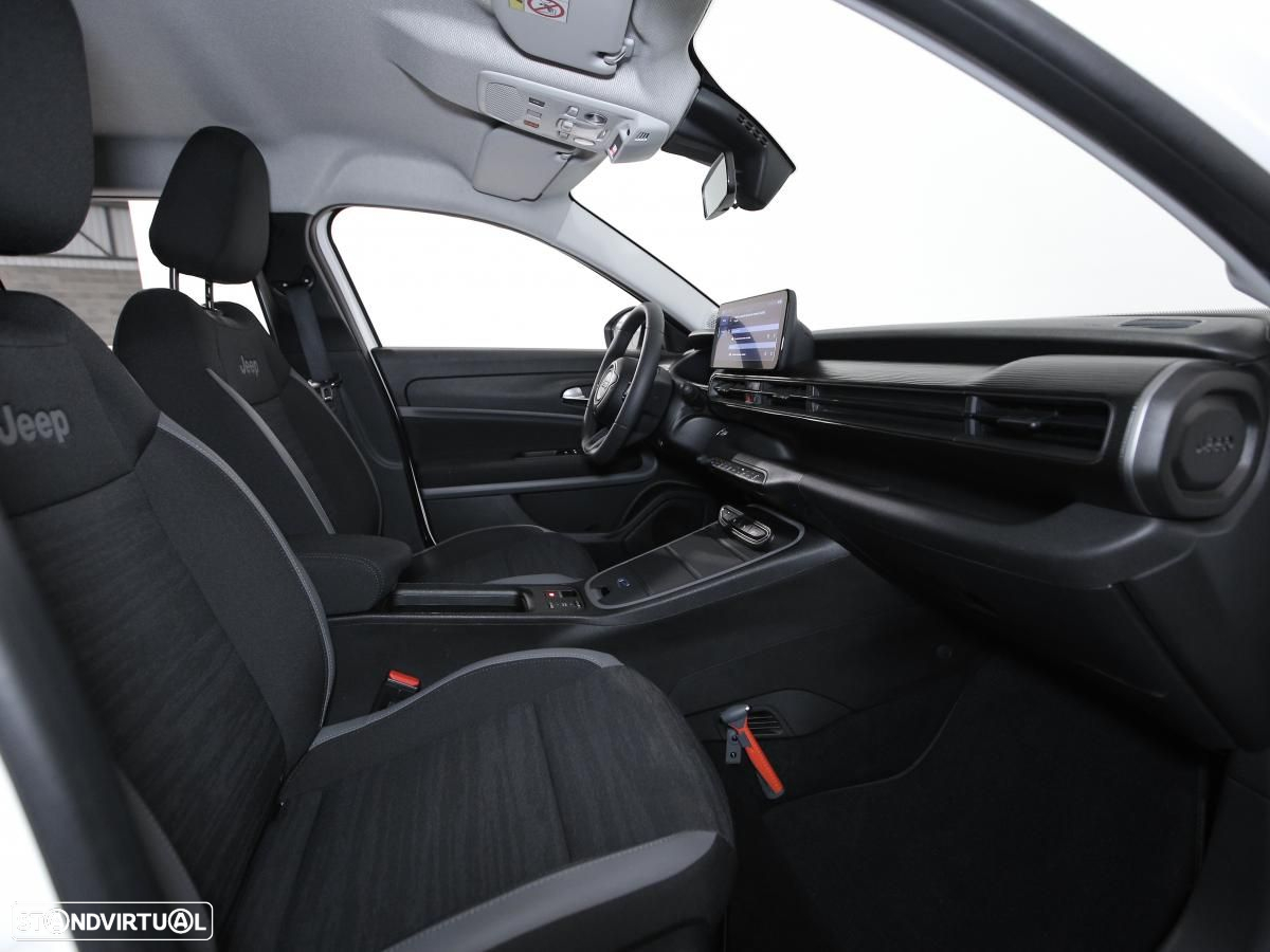 Jeep Avenger 54 kWh Longitude - 12