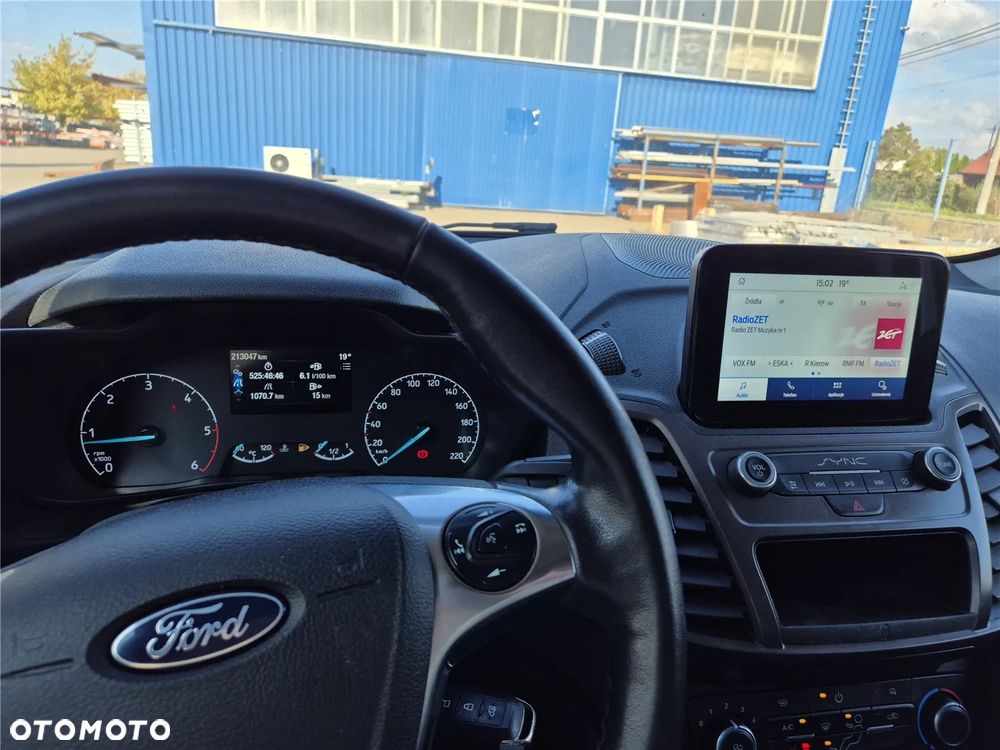 Ford Transit Connect - 10