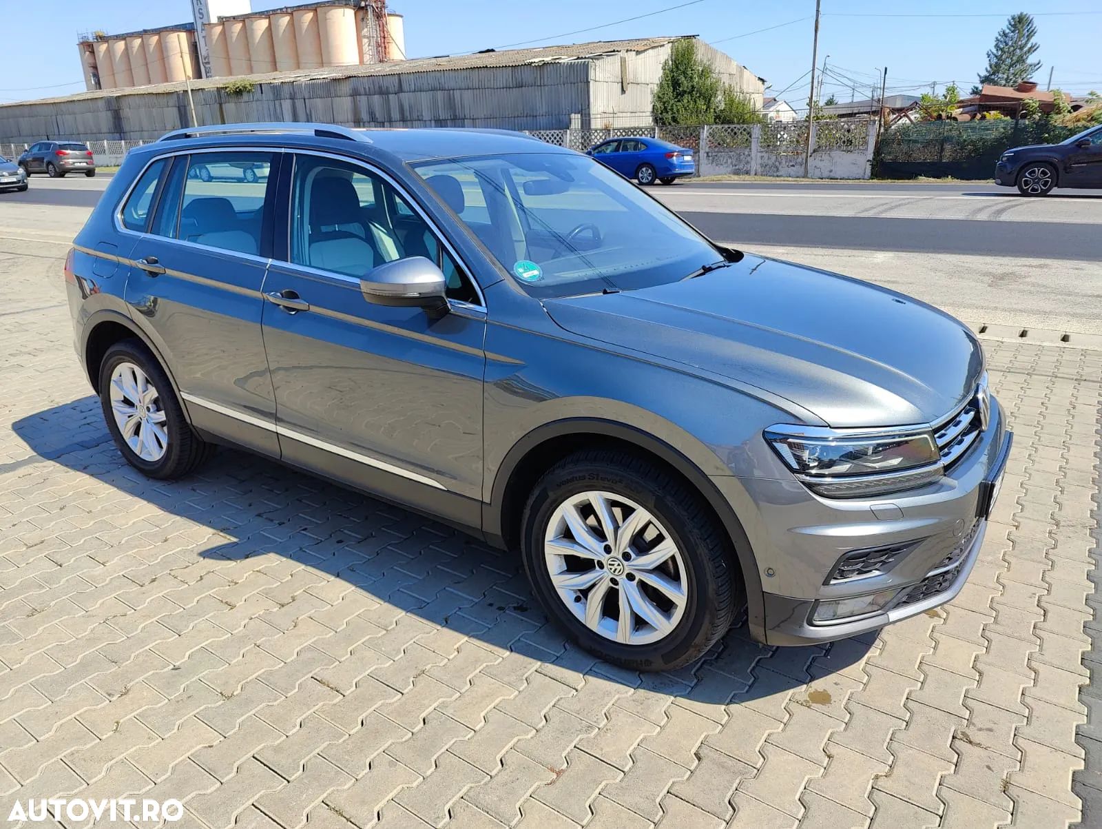 Volkswagen Tiguan 2.0 TDI 4Mot DSG Comfortline - 1