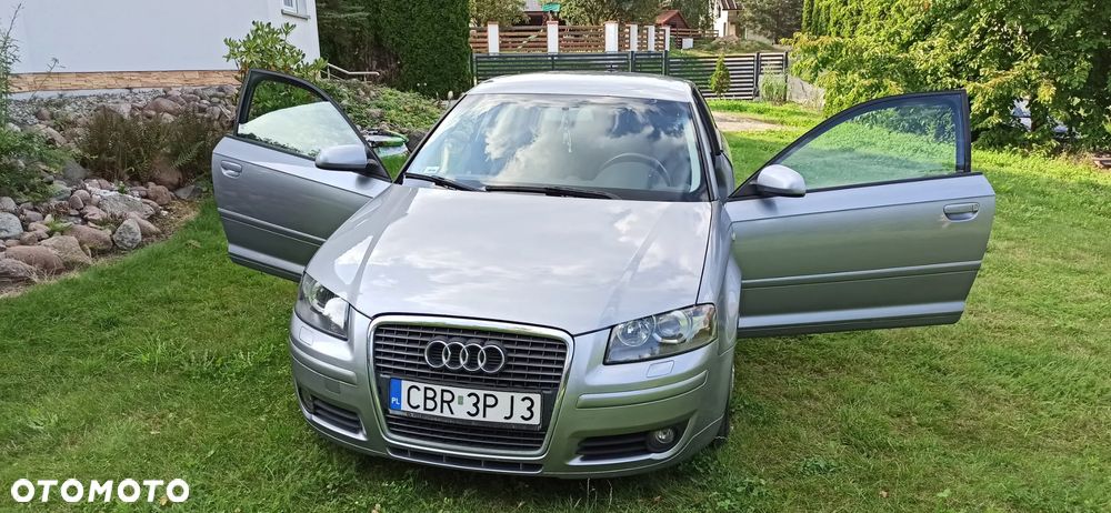 Audi A3 2.0 TDI Attraction - 8