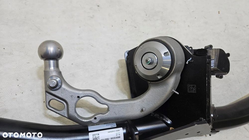 hak holowniczy składany volvo ex30 80001858 - 2