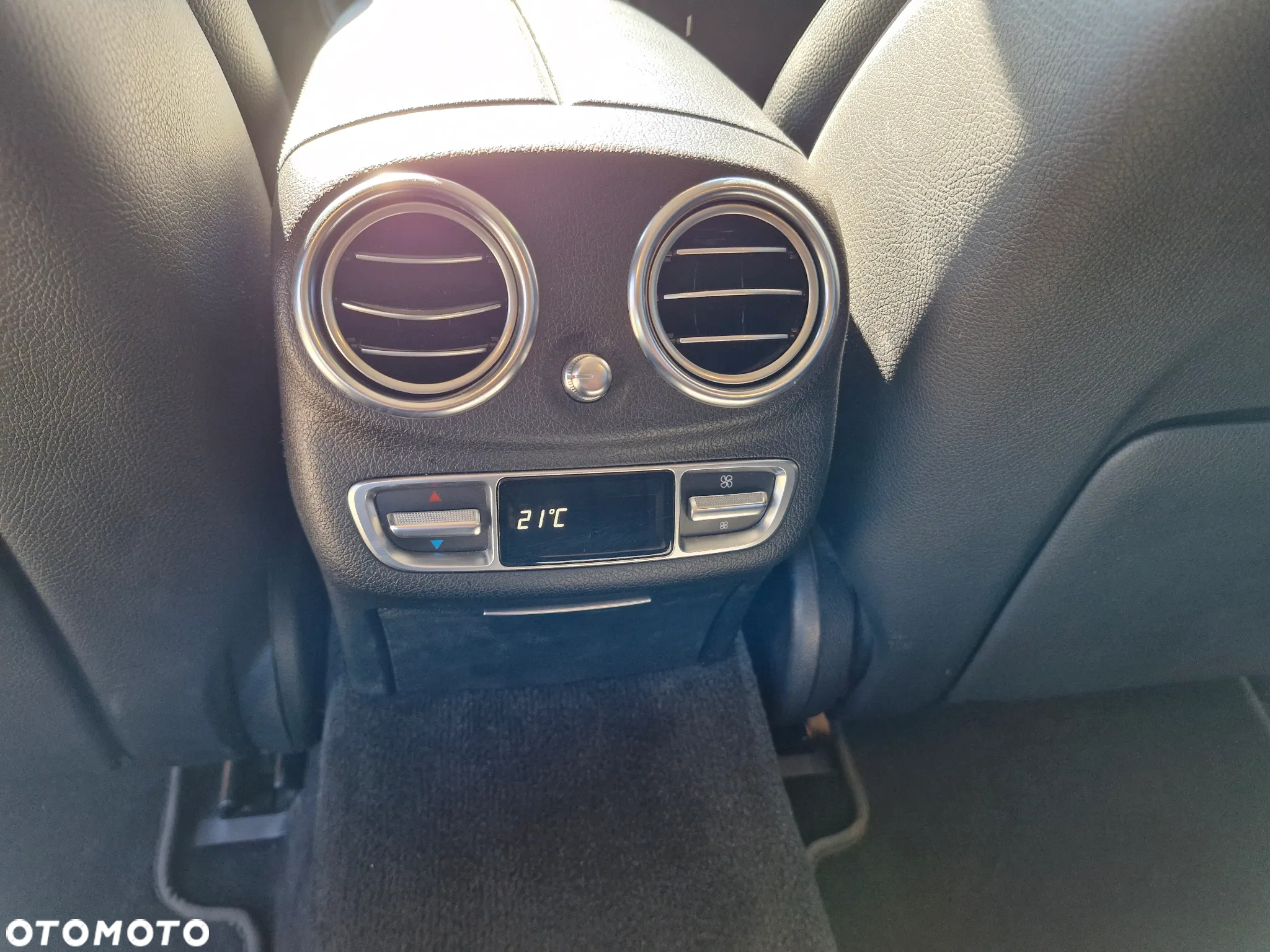 Mercedes-Benz Klasa E 220 d T 9G-TRONIC Avantgarde - 19