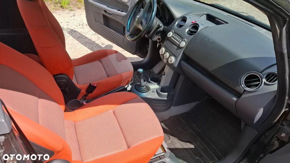 Mitsubishi Colt 1.5 Invite - 8