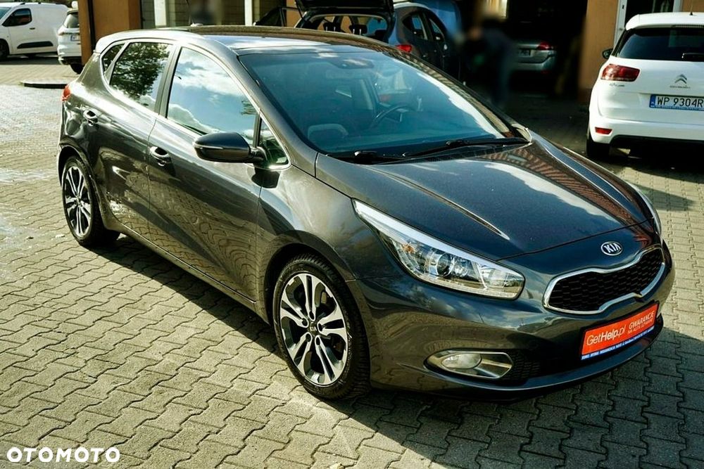 Kia Ceed - 3