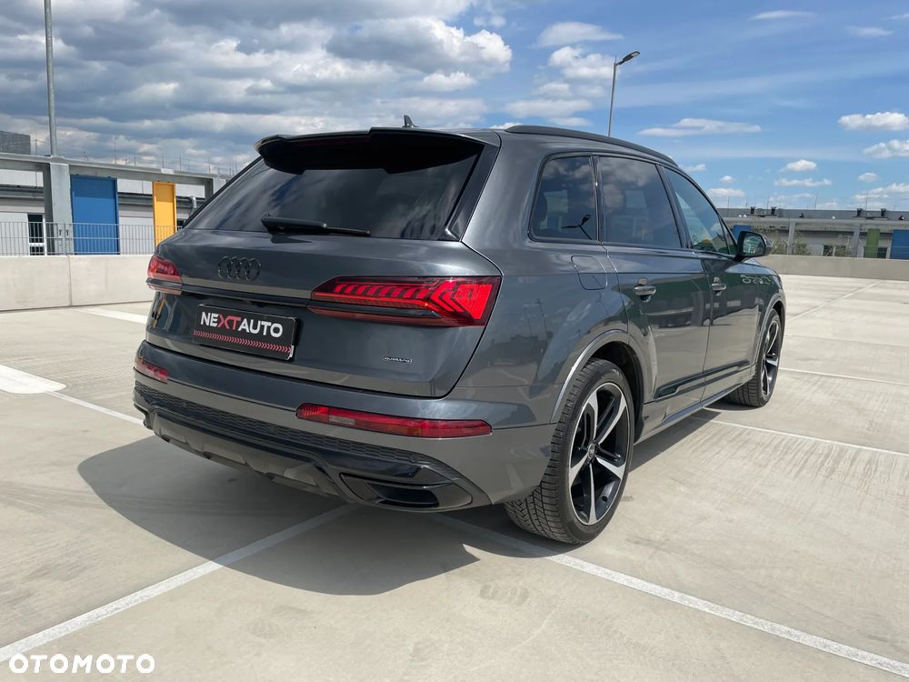 Audi Q7 - 6